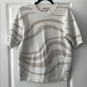 Industry XL Zebra Print Short Sleeve Sweater